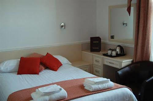 Lampeter Hotel Bournemouth Exteriör bild